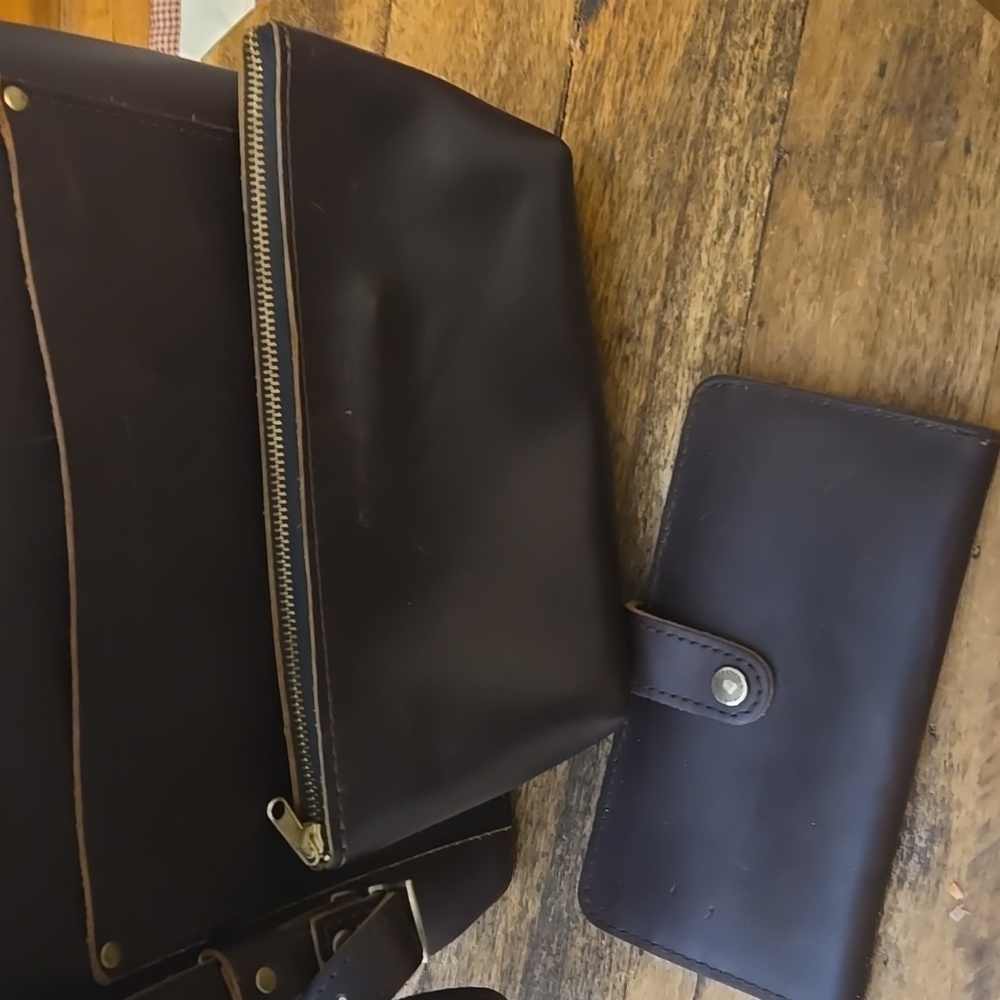 Portland Leather Bundle - Picture 2 of 15